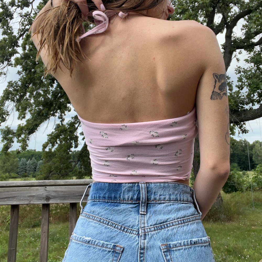 Halter Crop Top !